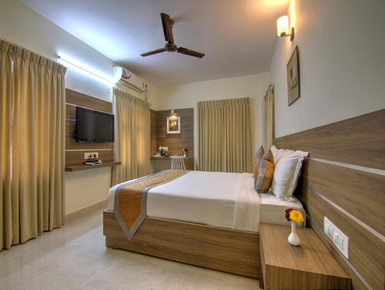 Sunshine Suites Grand Deluxe Bangalore Ngoại thất bức ảnh