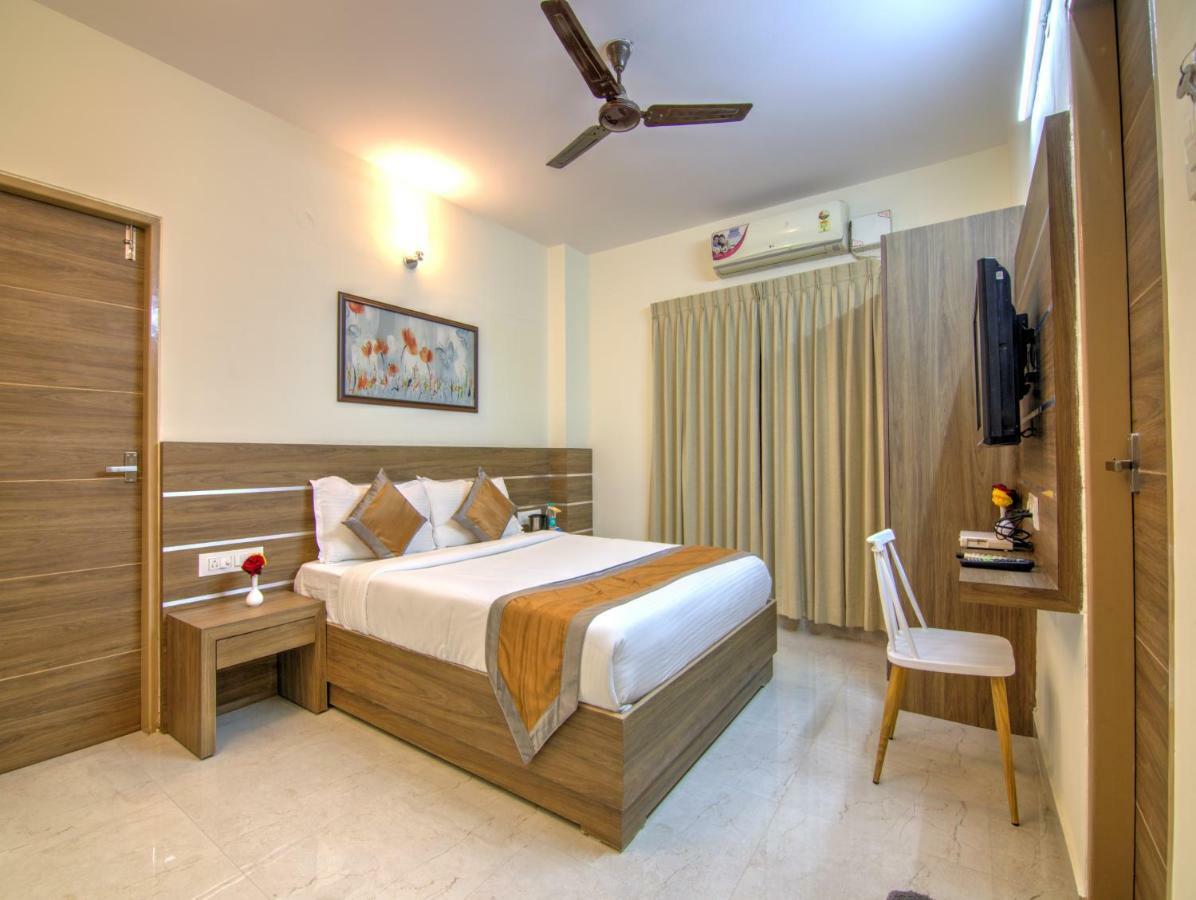 Sunshine Suites Grand Deluxe Bangalore Ngoại thất bức ảnh