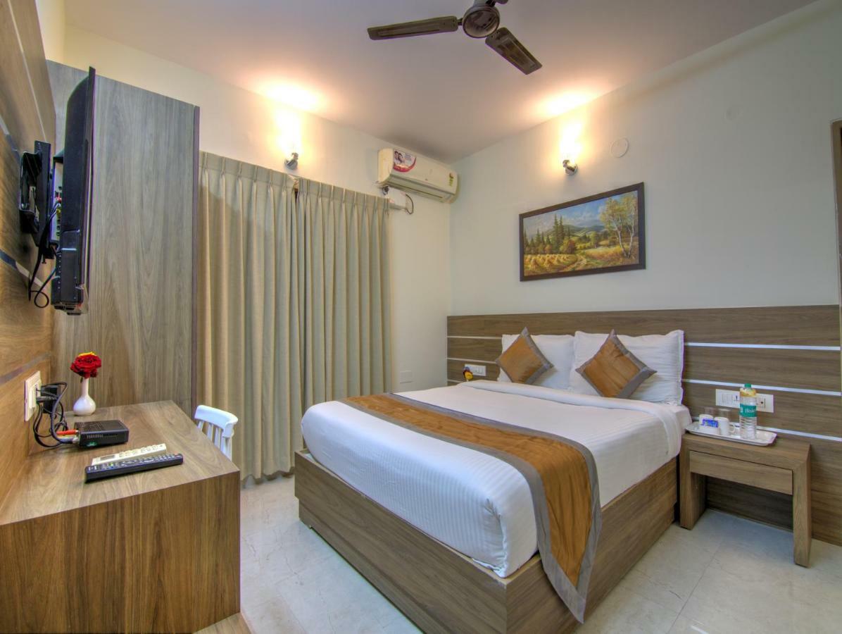 Sunshine Suites Grand Deluxe Bangalore Ngoại thất bức ảnh